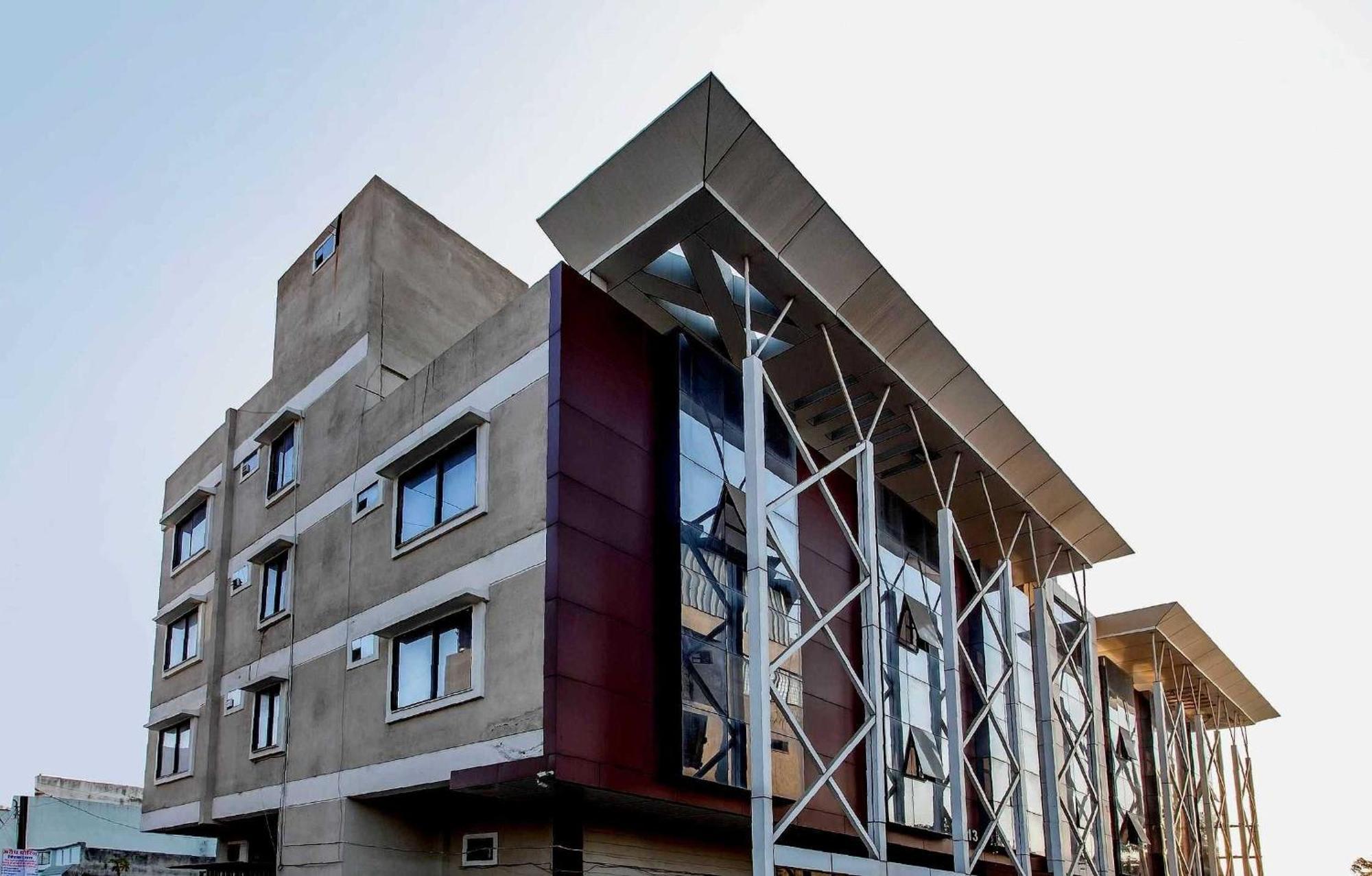 Capital O Swan Paradise Indore Exterior foto